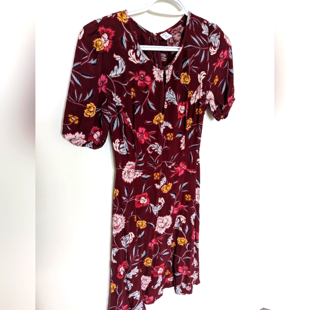 Old navy burgundy floral dress